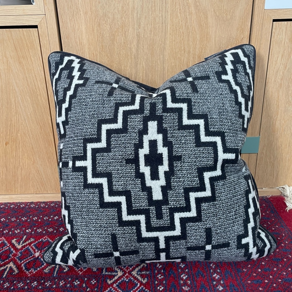 Wool Pendleton throw pillow - 18x18